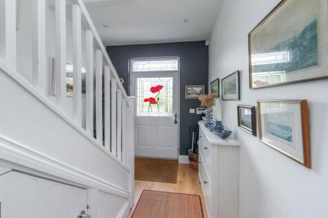 ENTRANCE HALLWAY WAY AND LANDINGS