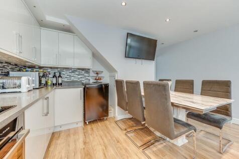 KITCHEN/DINER AND LIVING ROOM