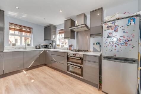 KITCHEN, DINER AND LIVING ROOM