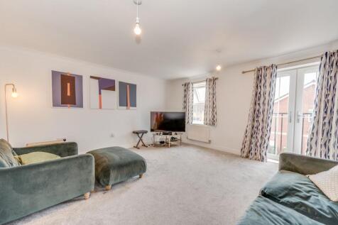 KITCHEN, DINER AND LIVING ROOM