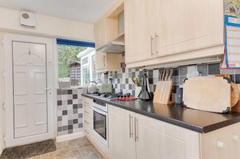 KITCHEN, LIVING ROOM AND DINER