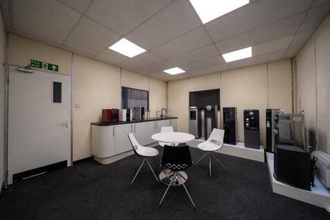 UNITS 1314 MELLISH INDUSTRIAL ESTATE_10.jpg