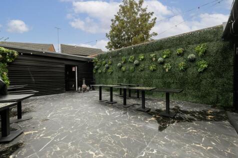 662664 Lea Bridge Road 12.jpg