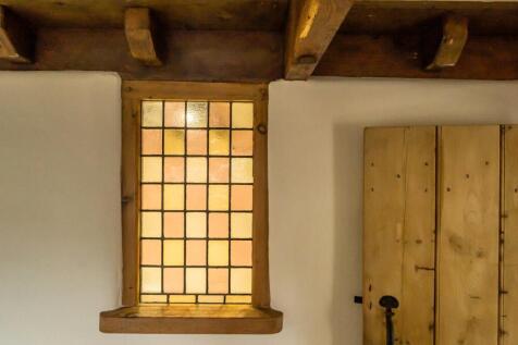 1365113-9-68f0f37...