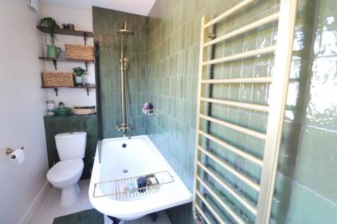 Bathroom (2)