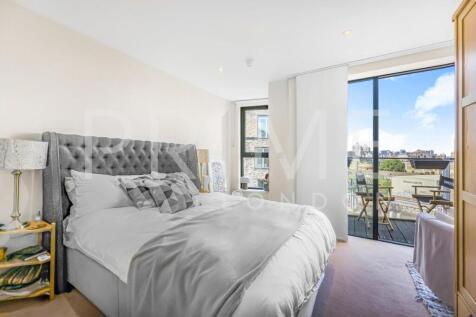 bedroom1 (5).jpg