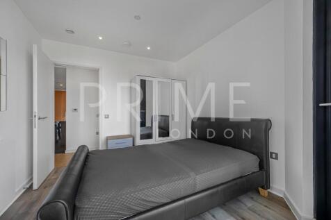 BEDROOM1b.jpg