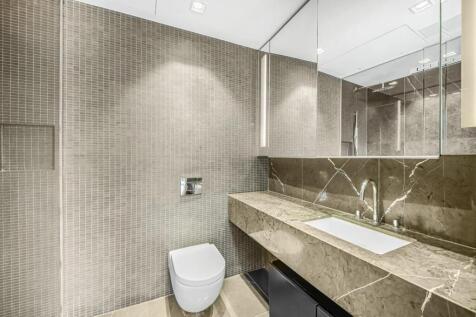 BATHROOM2 (1).jpg