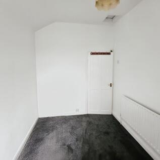 076143d6-bed 206.jpg