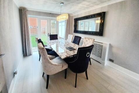 pbox-dining_room-342599.jpg