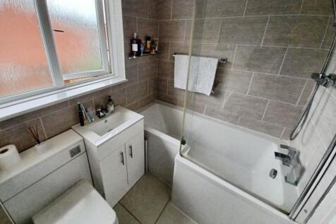pbox-bathroom-342599.jpg
