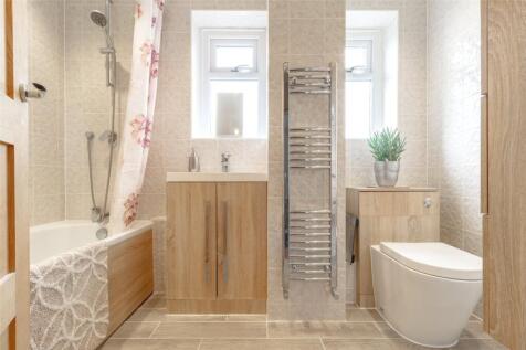 15 west end bathroom