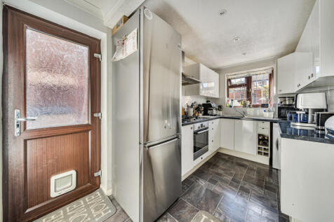 1357418-11-68d532...