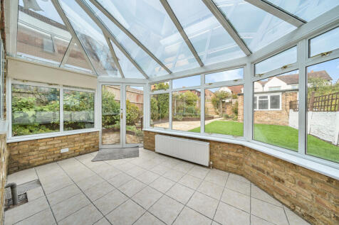 1361905-7-68dd1cf...