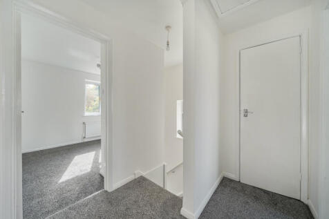 1361905-15-68dd1d...