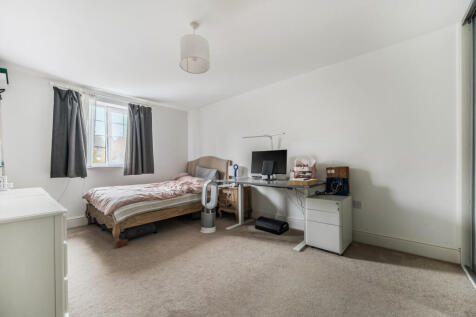 1369838-15-69048c...