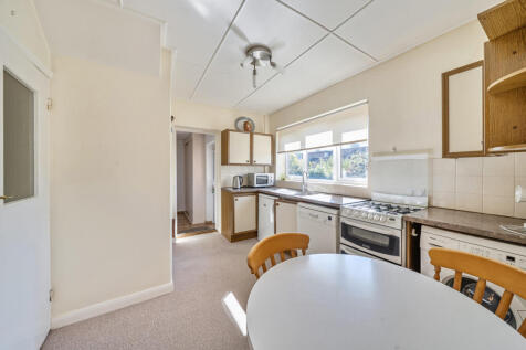 1358054-12-68d2a9...