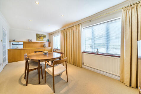 1371322-15-68f7a4...