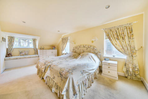 1371322-27-68f7a5...