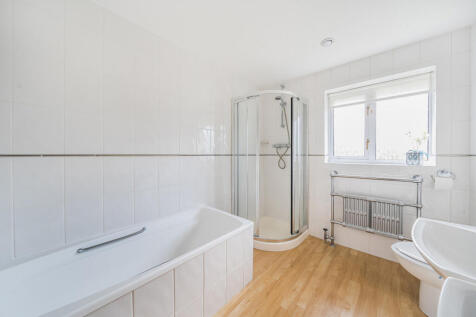 1371322-21-68f7a5...