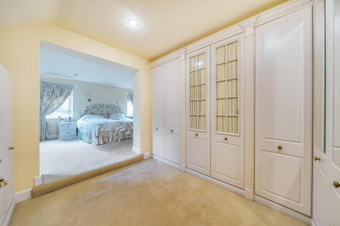 1371322-25-68f7a5...