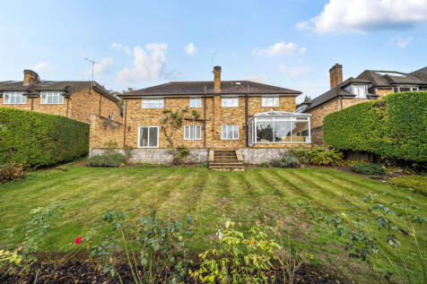 1371322-4-68f7a40...