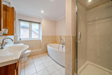 1372262-22-690209...