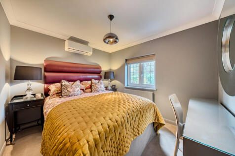 1375848-13-690cbb...