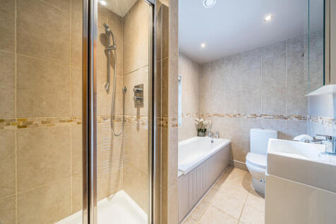 1375848-12-690cba...