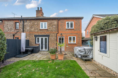 1375848-4-690cba8...