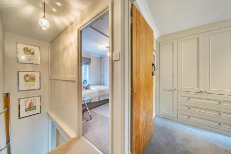 1375848-7-690cbac...