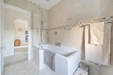 1381989-86-691b70...