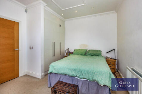 6 Bed