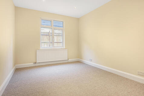 4 bedroom 2