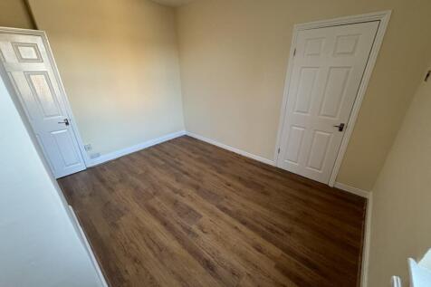 Bedroom Two (2)