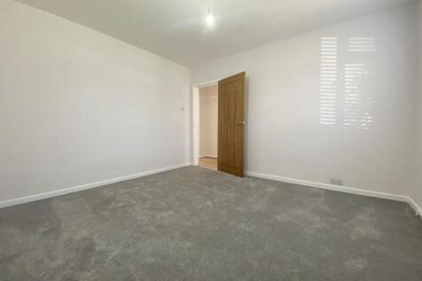 Bedroom (2)
