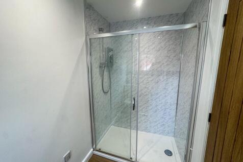 Shower Room 2
