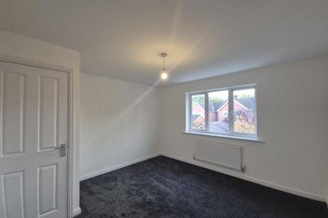 Second bedroom2