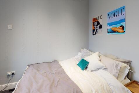Flat-3-1-Alma-Vale-Road-Bedroom-3(1)