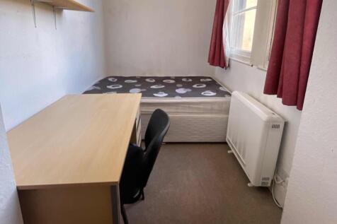 FirstFloorFlat18Tynd-Bedroom1-11909107-1-0