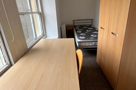 TopFloorFlat18Tyndal-Bedroom1-13694629-2-0