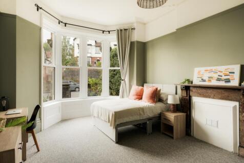 Room 5 similar to this