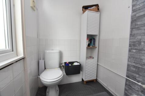 Room 3 (Ensuite.)