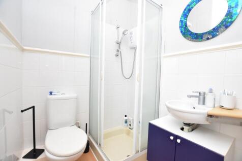 Room 4 (ensuite)