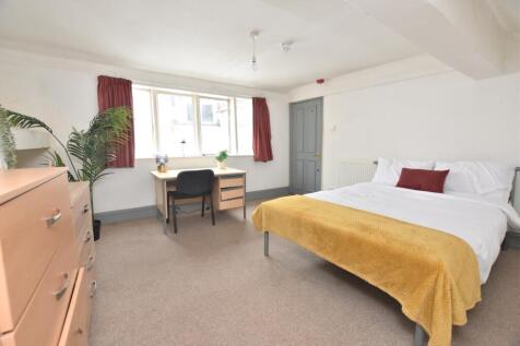 Room 8 (1)
