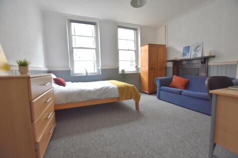 Room 2 (2)