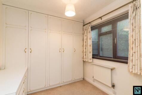 Dressing Room / Bedroom 3