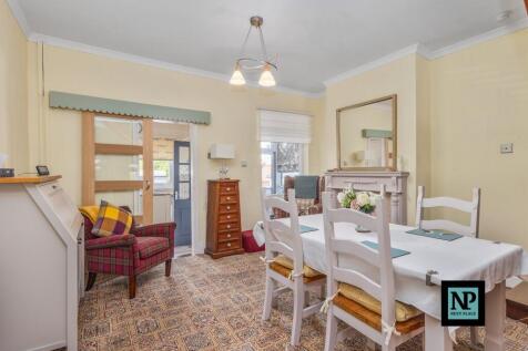 Lounge Dining Room