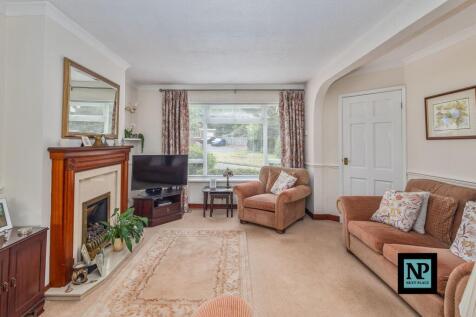 Lounge /Dining Room