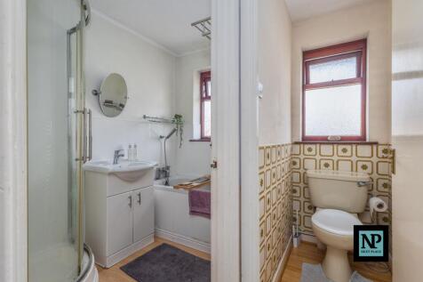 WC &#43; Bathroom